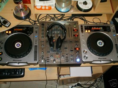 Photo annonce Pack DJ CD a Plat & Console DJ