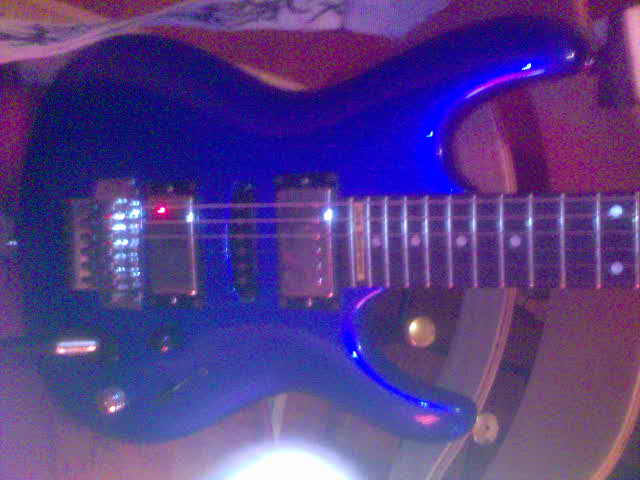 Photo : Ibanez EDR 470