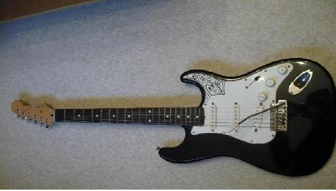 Photo : Squier Strato Japan