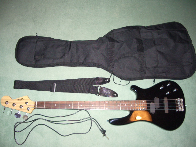 Photo annonce Basse 4 cordes Noire