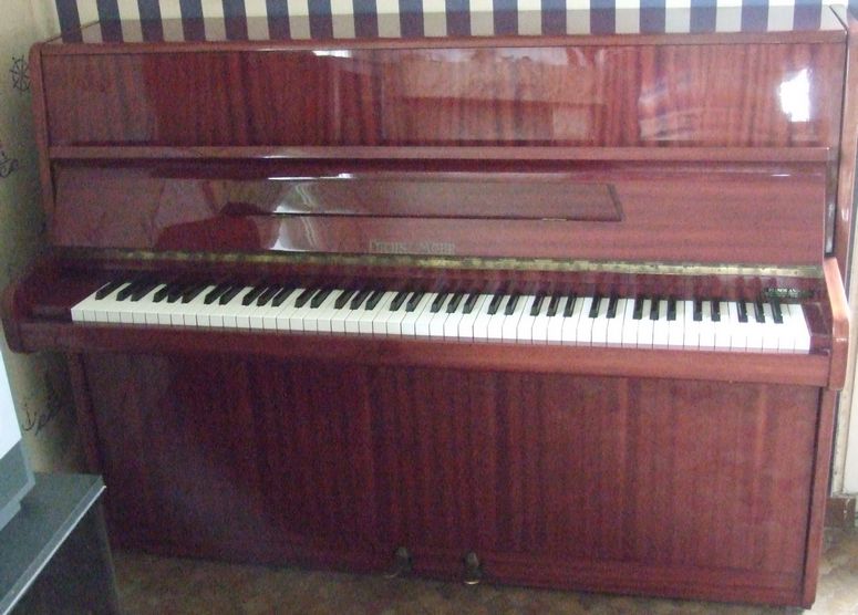 Photo annonce Piano droit Fuchs et Mohr