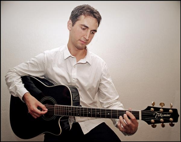 Photo : Guitariste cherche groupe