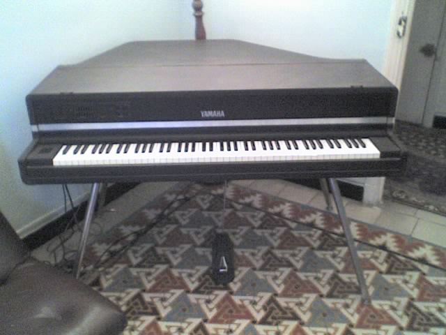 Photo : Piano Cp 80 Yamaha midi