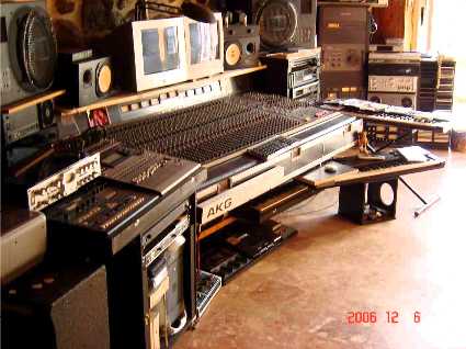 Photo : Console DDA 36 voies & Flight Case