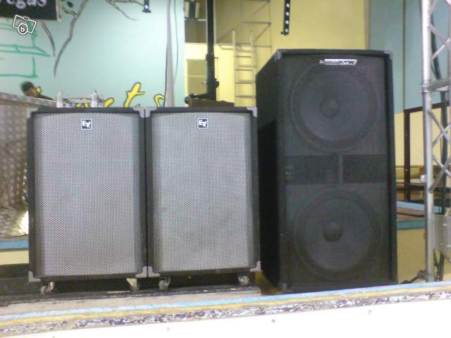 Photo : Systeme sonorisation EV Gladiator