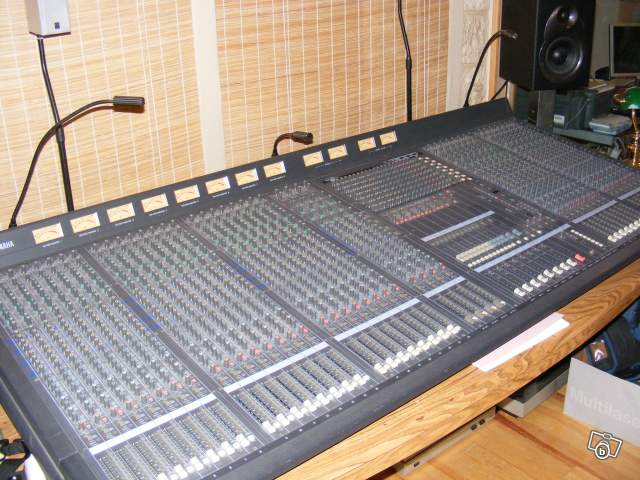 Photo annonce Console YAMAHA M 3000
