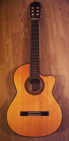 Photo : Takamine EG522SC classique electro acoustique