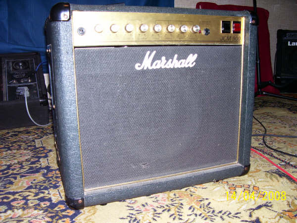 Photo : Combo Marshall JCM 900