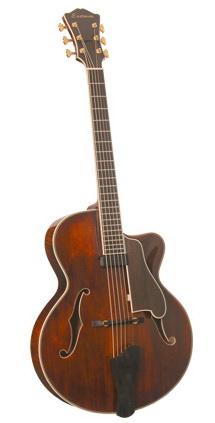 Photo : Archtop eastman AR805CE
