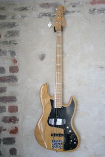 Photo : Fender Jazz Bass Marcus Miller