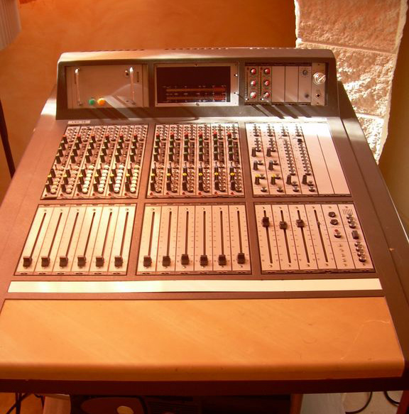 Photo : Philips Neve LDC 15