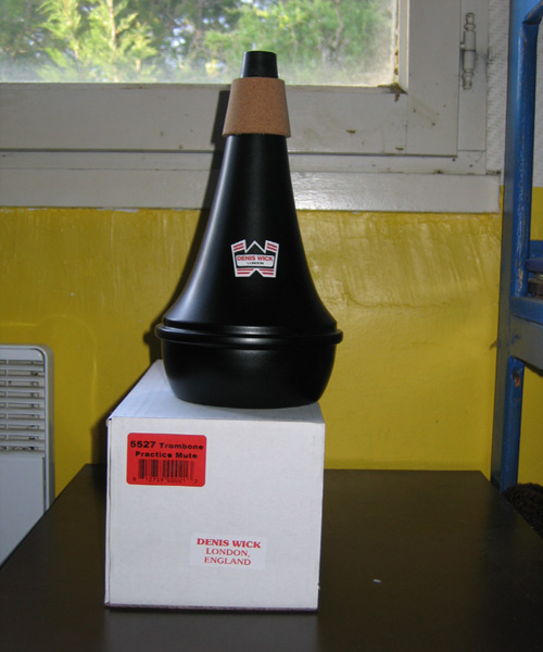 Photo : Sourdine Denis WICK DW 5527