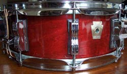 Photo : Caisse Claire Ludwig classic maple