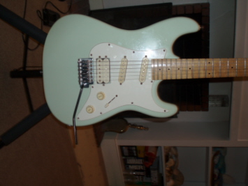 Photo : Aria pro 2 made axe