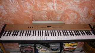 Photo : Roland FP5 Piano numerique