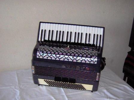Photo annonce Accordeon piano russe