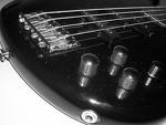 Photo annonce BASSE IBANEZ GAUCHER & AMPLI