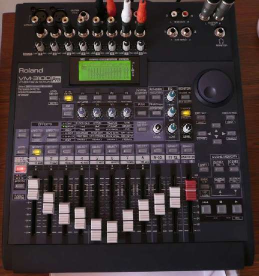 Photo : Roland VM 3100 Pro
