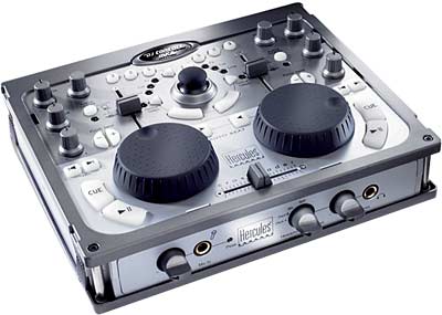 Photo : HERCULES DJ CONSOLE TRAKTOR & CASQUE T BONE