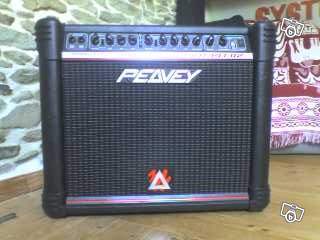 Photo : Peavey Studio Pro 112