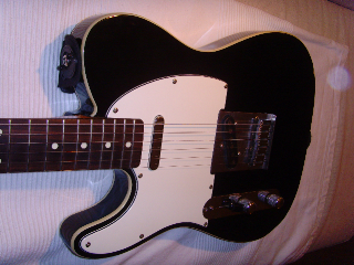 Photo : Fender Telecaster 62 custom GAUCHER