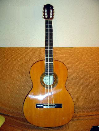 Photo : Guitare Classique Juan Estruch