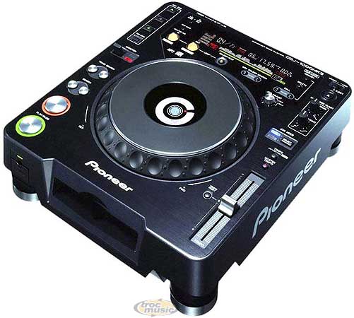 Photo annonce 2 CDJ 1000 Pioneer & DJM 600 en fly