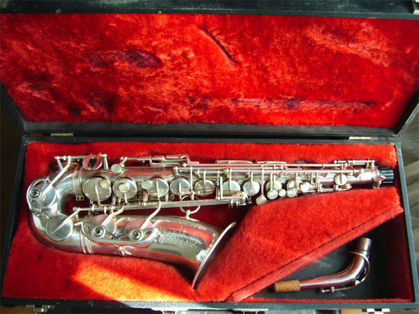 Photo : SELMER ALTO Mark 6