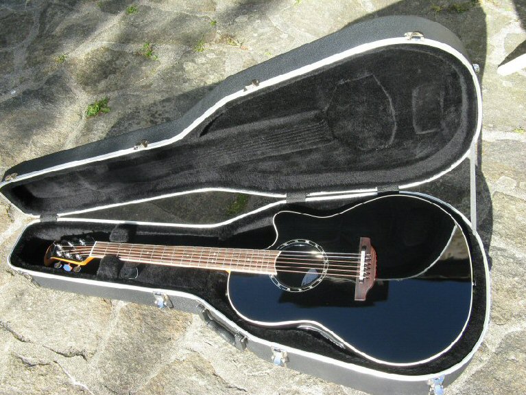 Photo : OVATION BALLADEER 1771 LX