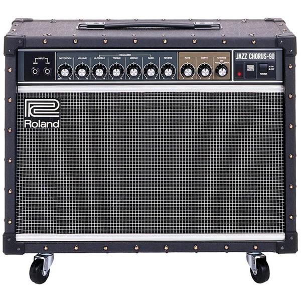 Photo : Roland JC 90
