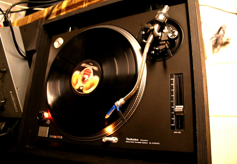 Photo : Technics SL 1200 MK2