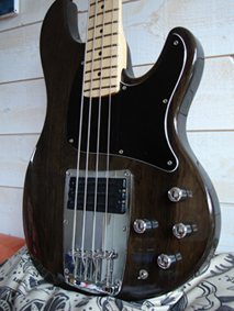 Photo : IBANEZ ATK 300