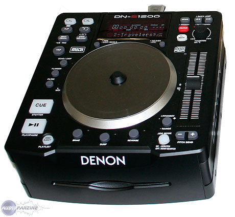 Photo : Platine DJ Denon DN S 1200 & Numark 5000 fx