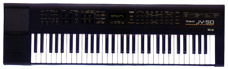 Photo : Synthetiseur ROLAND JV 50