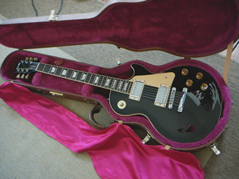 Photo : GIBSON Les Paul Standard Ebony