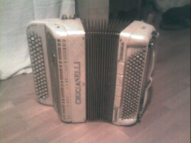 Photo annonce Accordeon Crucianelli Piermaria 120 basses