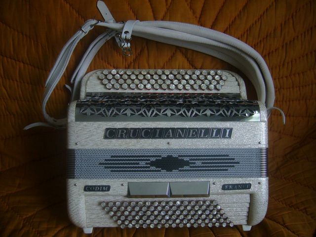 Photo annonce Accordeon chromatique Crucianelli 