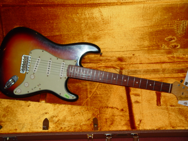 Photo : Fender Relic Custom Shop 1960 sunburst
