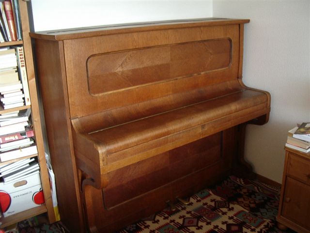Photo : PIANO A VENDRE OU LOUER