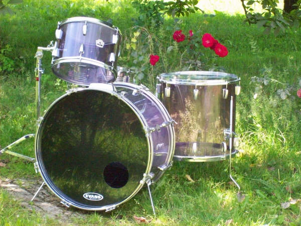 Photo : Batterie Meazzi Plexiglass vintage