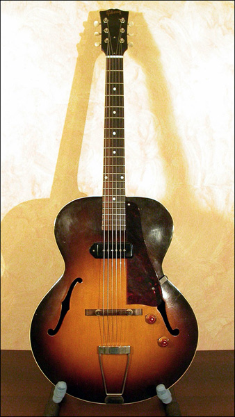 Photo : GUITARE  GIBSON VINTAGE ES 125