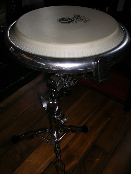 Photo : Conga LP 11 & Pied