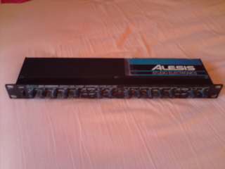 Photo : Traitement de voix Alesis