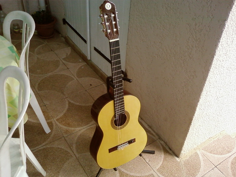 Photo : Guitare Classique Alhambra 6 P