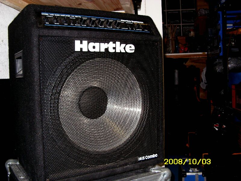 Photo : Hartke 1415 Combo