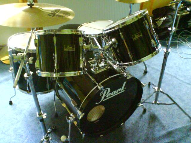 Photo annonce Batterie Pearl Export 5 futs & Accessoires