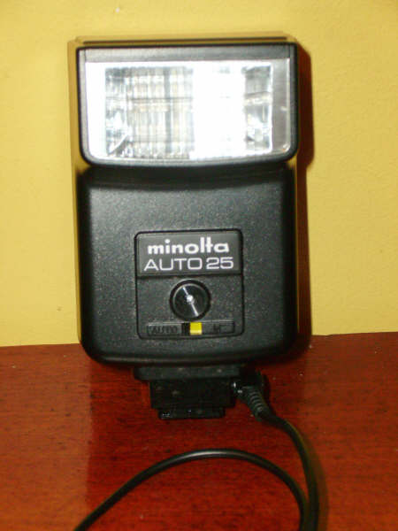 Photo : Flash electronique MINOLTA