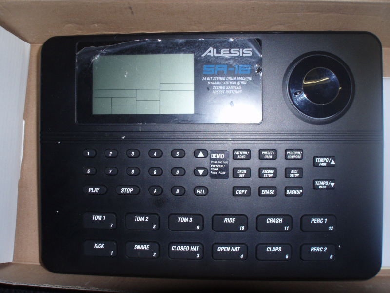 Photo annonce Alesis SR 18