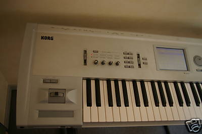 Photo annonce Korg Triton & carte Extreme dance