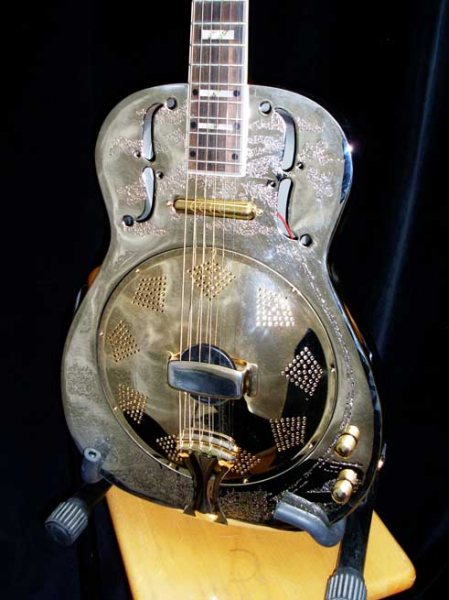 Photo annonce Guitare a resonnateur electro acoustique Ozar